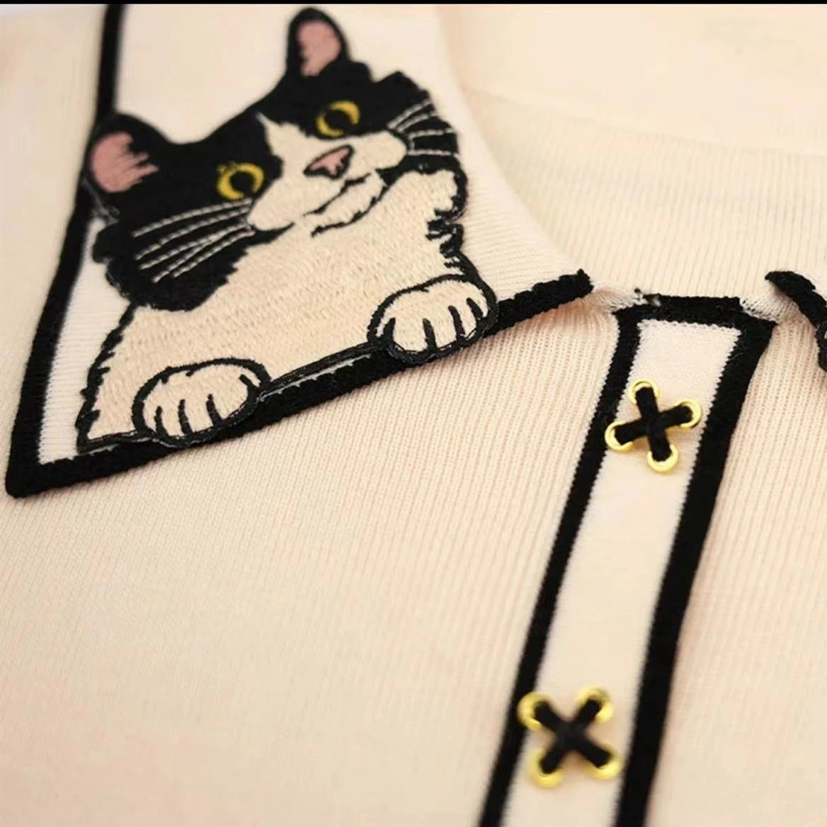 Summer Stylish Knit Blouse With Cat Embroidery
